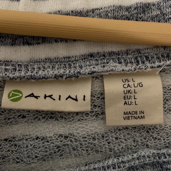 Akini stripped jersey like mini skirt size Large - Picture 4 of 8